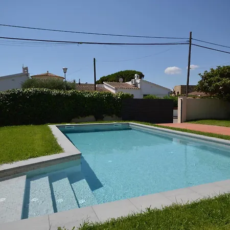 Casa Comoda Con Piscina Privada Y Jardin En - Es-89-143 Prázdninový dům *